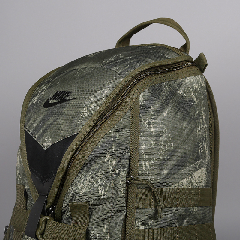  зеленый рюкзак Nike SFS Recruit Printed Backpack 30L BA6377-395 - цена, описание, фото 4